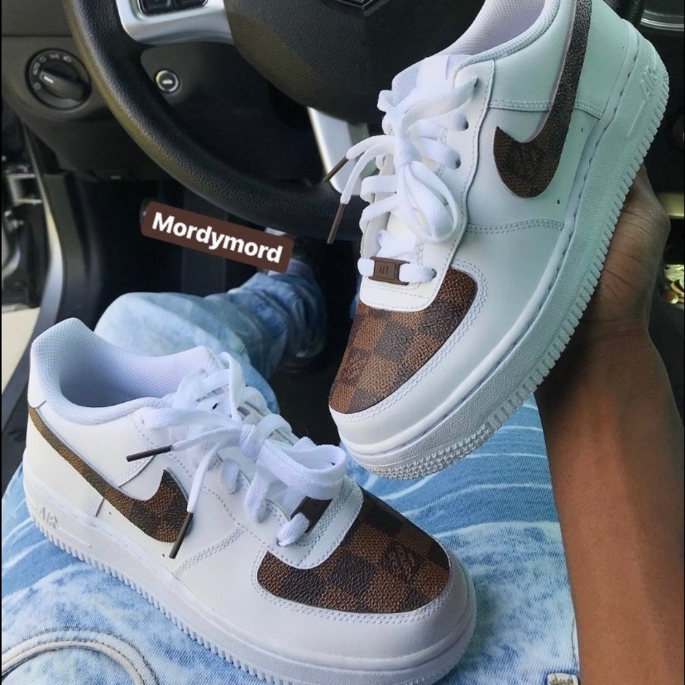 Custom Kicks 🧬